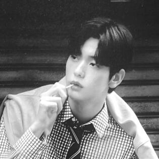 kang hui-seong. colleague at slice of life, close friend.
